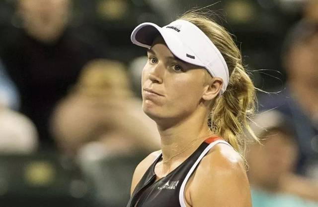 五后卫低位 五后卫低位